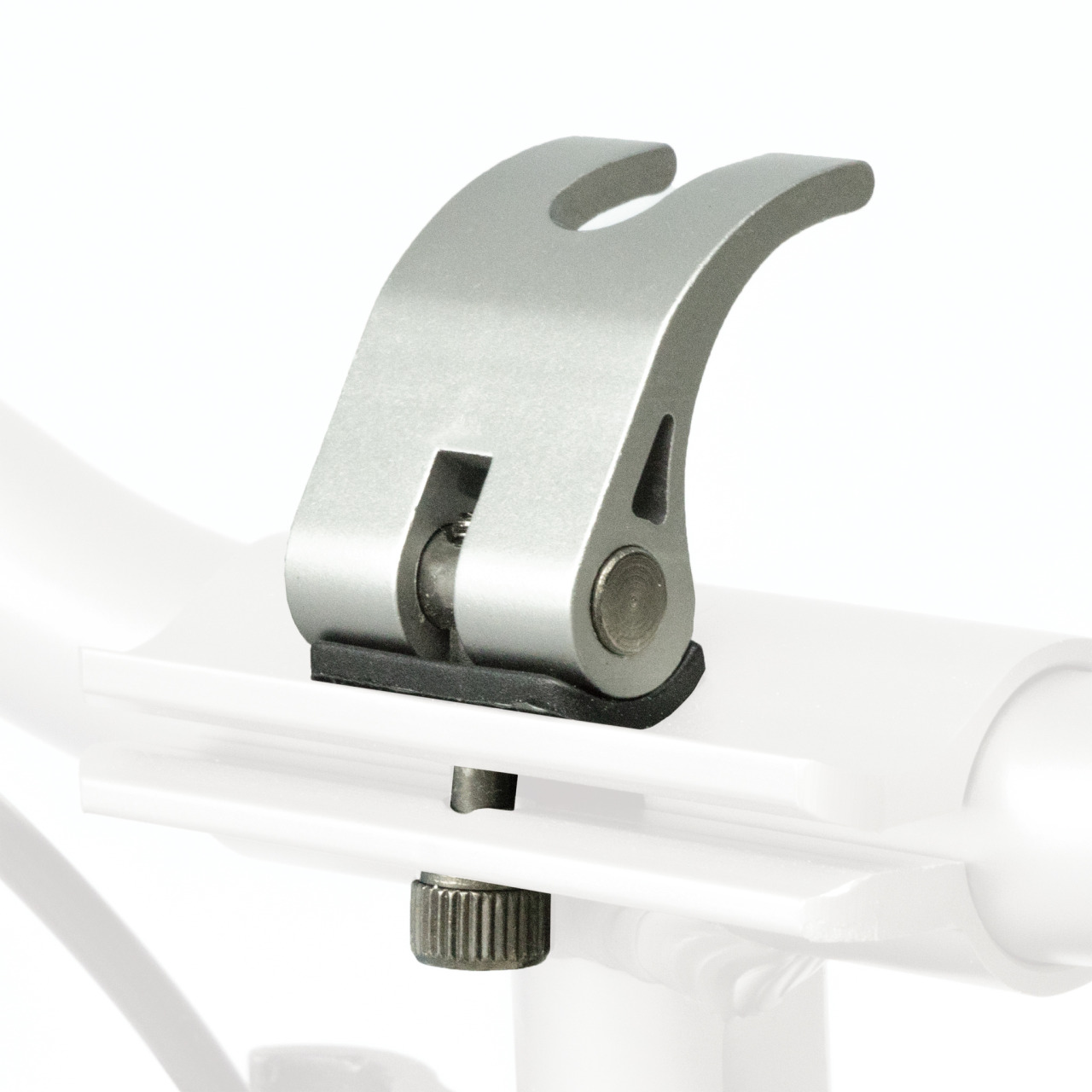 P4130 2 Clamp Rgb (1)